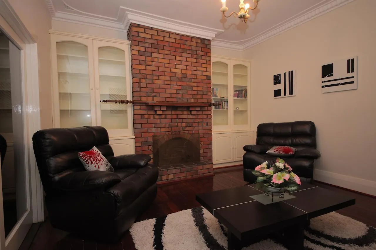 Rothwood Homestays Perth 4*,  Austrálie